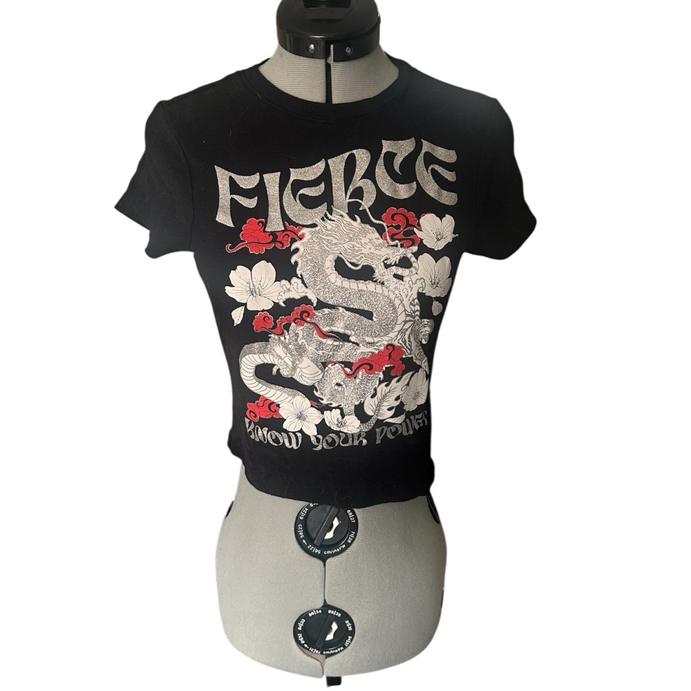 Dragon crop t shirt